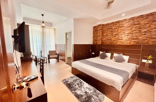 Dharampur Hotel | Matha Residency