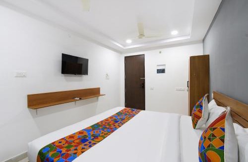 Madhapur Hotel | FabHotel Midori Inn