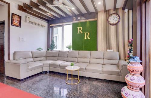 Kyarkoppa Hotel | Super Townhouse Oak Rising Water Park Dharwad Formerly Rising Resorts and Spa