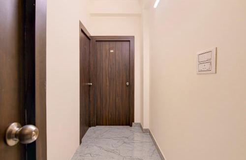 Ballygunge Hotel | Super Collection O Gariahat Kolkata Formerly 6 Seasons