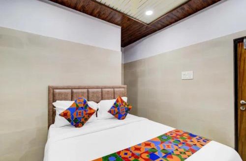 Hyderabad Hotel | FabHotel Deaveera Grand