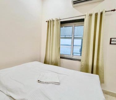 Varanasi Hotel | Stay Inn Ganga Dham Varanasi