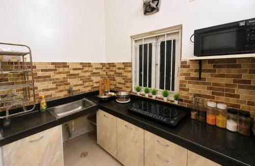 Kolkata Apartment | 2 BHK Vintage Kolkata Apartment With Free Breakfast