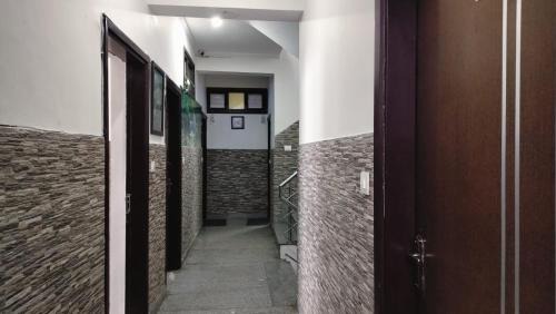 Bhagsu Nag Apartment | Mcleodganj Mountain View Royal india-cheapest hotel in McLeod Ganj- Near Dalai Lama temple 100m-best hotel on Temple Road!