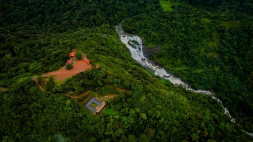 Kumaralli Hotel | Shambhala Hilltop Homestay Coorg
