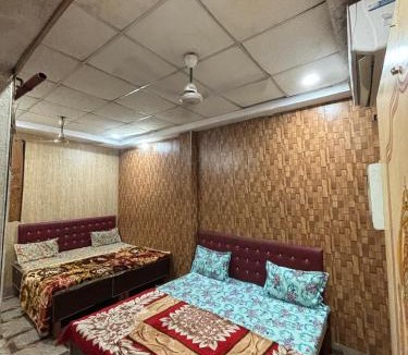 Misrikh Hotel | Naimisharanya Residency