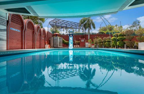 Taj Ganj Hotel | Ginger Agra, Fatehabad Road
