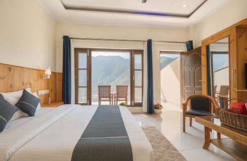 Mussoorie Hotel | The Four Season Resort, Mussoorie - top rated & most awarded property in mussoorie