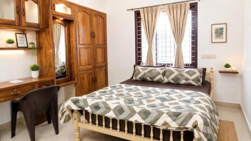 Kazhakuttam Apartment | luxury 4 bhk apartment for party and Family with Big indoor parking