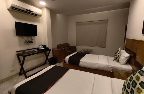 East of Kailash Bed & Breakfast | The Hermitage by The Cosy Hotels Near Lotus Temple