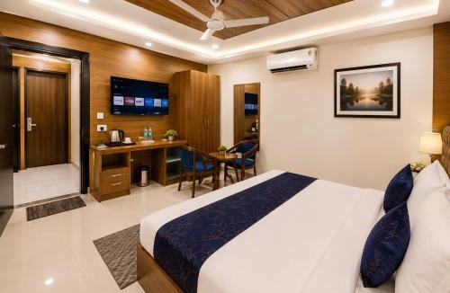 South West Hotel | Hotel SkyBallmaunt Grand Near IGI Delhi Airport - Free Airport PickUP & Drop
