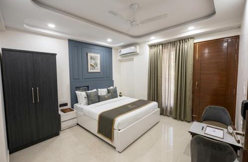 Vaishali Hotel | Hotel Capital Home & Apartment Rooms Near Maxx Hospital