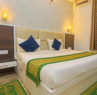 Taj Ganj Hotel | Hotel Urban Stay - By Silver Hospitality