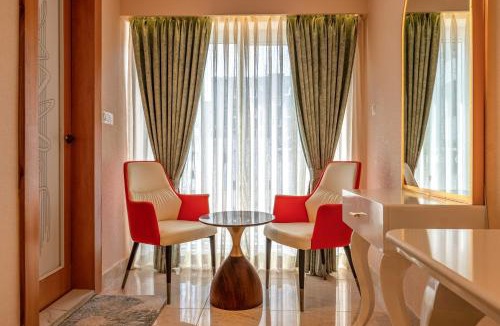 Madhapur Hotel | Hotel Narenn HITEC CITY