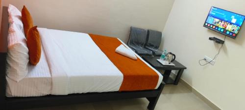 Electronics City Cabin | Infinity Corporate Hotel