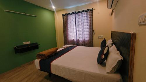 Chromepet Hotel | Melody Stays Inn