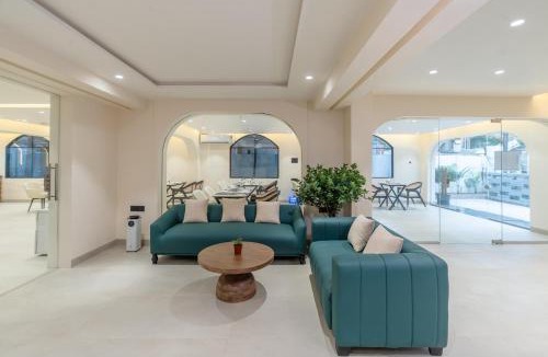 Gachibowli Hotel | Monarch Montvert Hitec
