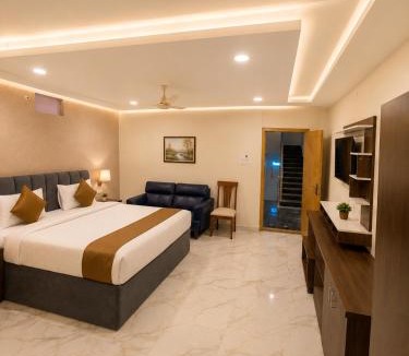 Gachibowli Hotel | Hotel Livotel Near DLF Cyber City Gachibowli