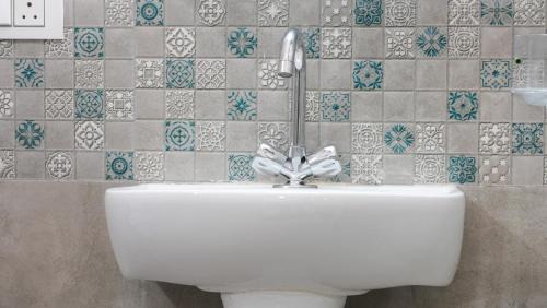 Gunehr Hotel | Dimora Homes, Bir