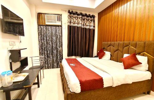 Kamla Nagar Hotel | Hotel Gareen By Du Rooms Near Delhi University Kamlangar