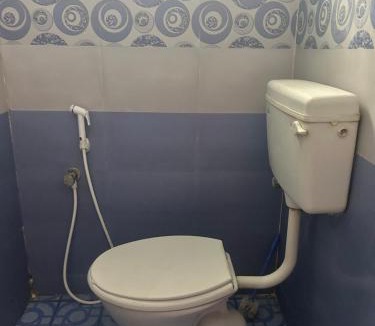 Mylapore Tiruvallikk Apartment | Deluxe Flat in Adyar Chennai