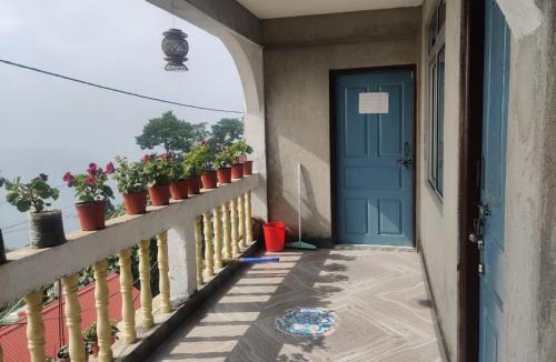 Lebong and Mineral Spring Tea Garden House | Dawaipani Kesang Homestay