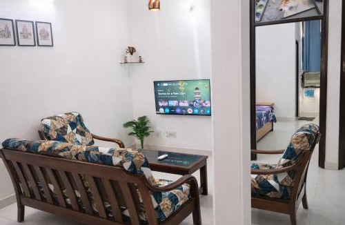 South West Apartment | AeroStay Dwarka 2BHK, Near Yashobhoomi, IGI Airport & Manipal Hospital