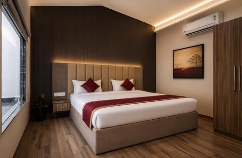 Greater Noida Hotel | Hotel Gold & Water Villas Near Ek Murti Chowk