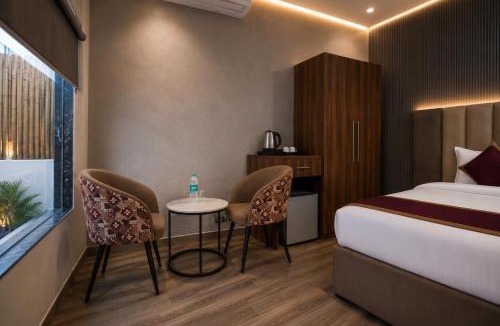 Greater Noida Hotel | Hotel Gold & Water Villas Near Ek Murti Chowk
