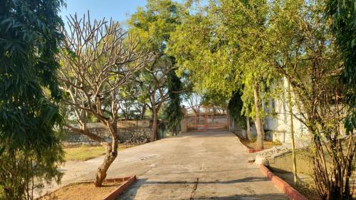 Medchal Hotel | Shangov Farms, Aliabad