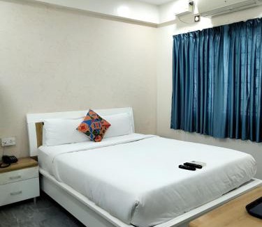 Pulikeshi Nagar Hotel | Frazer Suites