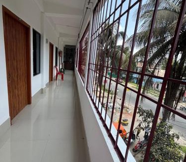 Balipara Hotel | Mousumi Lodge