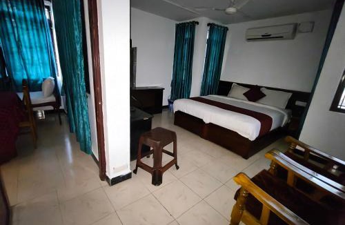 Mullusoge Hotel | Sree Durga Veerabhoomi Resort