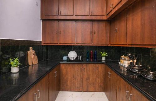 MVP Colony House | Stunning 10BHK Private Villa | Kailasagiri & Beach