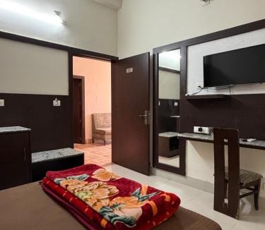 Bikaner Hotel | The Utsav Hotel Unit of Rishabh Garden