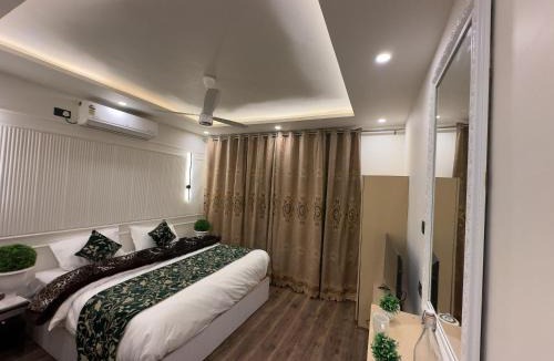 Nishat-Shalimar Hotel | The Jumeirah Srinagar A Boutique Hotel