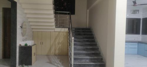 Tarapur Villa | Orchard Suite