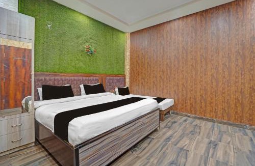 Sarnath Hotel | Super Hotel O Sarnath Stupa Varanasi Formerly Bollywood Guest House
