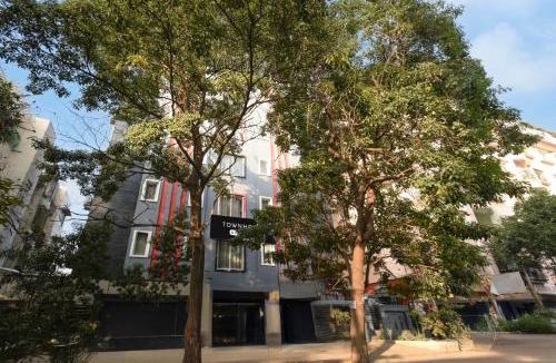 SR Nagar Hotel | Super Townhouse SR Nagar Metro Station Hyderabad