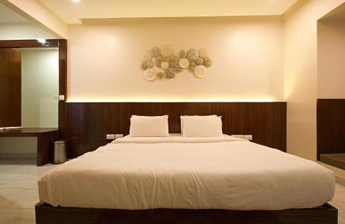 Devanahalli Hotel | Veerdency Luxury Resort - 3 Km to Banglore Airport