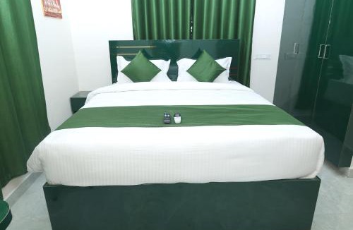 Sholinganallur Hotel | Skytouch Residency-OMR