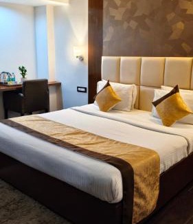 Banjara Hills Hotel | Hotel Hemaadri Grand