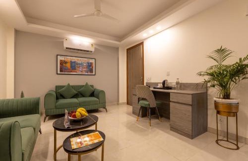 Sushant Lok Hotel | Liv Regalia-Cityzen