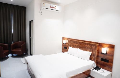 Pandharpur Hotel | Emerald Nest