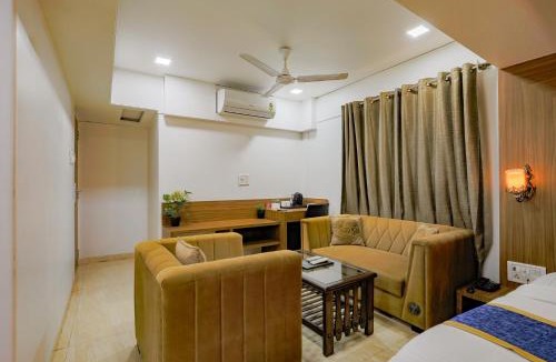 Jogeshwari East Hotel | Hotel JK Regency, Mumbai International