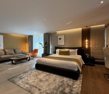 Murgesh Pallya Hotel | Zipp Hotel Rosalba