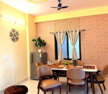 Mahmoorganj Apartment | Homlee-Banaras 3BHK-Lift-Parking-3KM KashiTemple