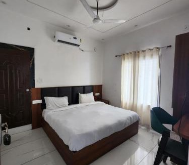 Rudrapur Hotel | Raj Embassy