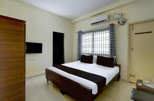 Iyyappanthangal Hotel | Aditya Residency SRI Ramachandra Medical College