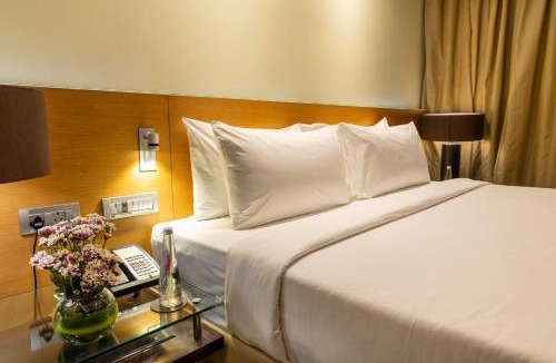 Begumpet Hotel | Vivanta Hyderabad, Begumpet